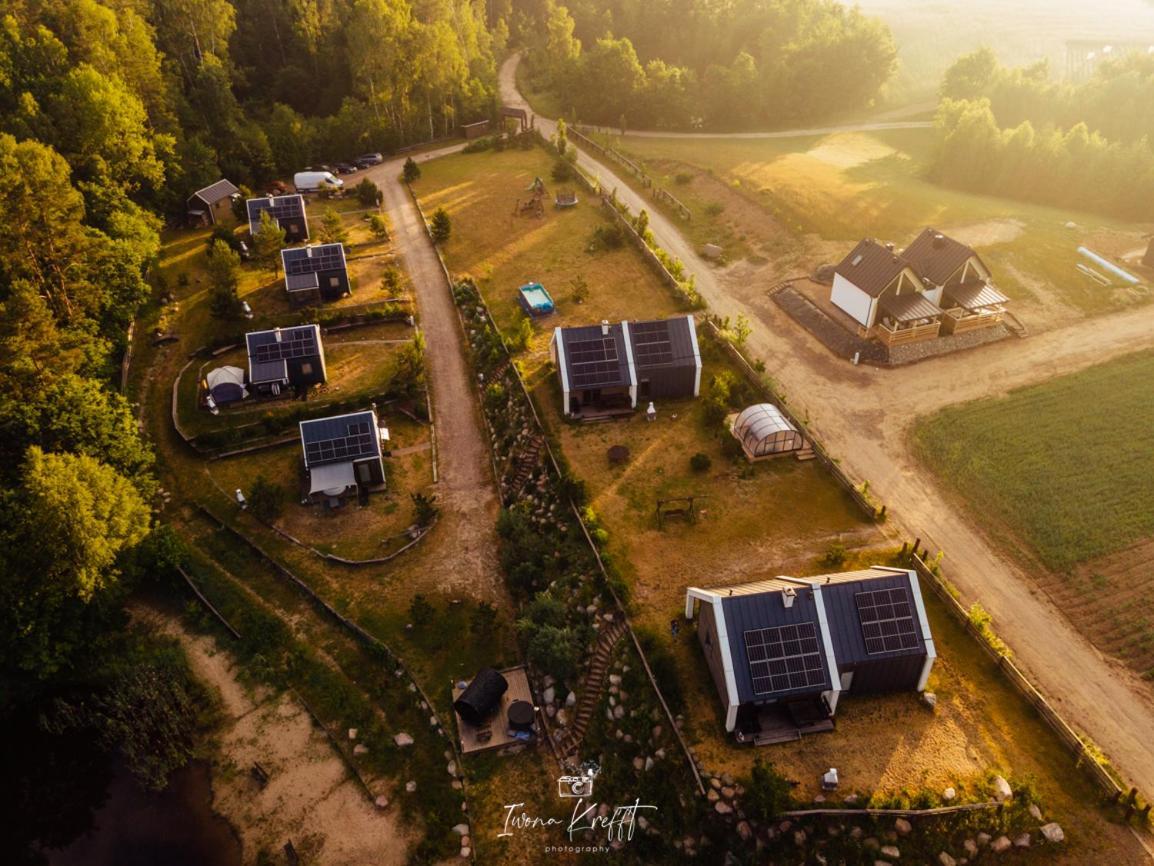 Osada Skoczkowo Komfortowe Domki Z Jacuzzi Nad Jeziorem- Sauna- Balia- Prywatny Staw Wedkarski Podiazy Kültér fotó