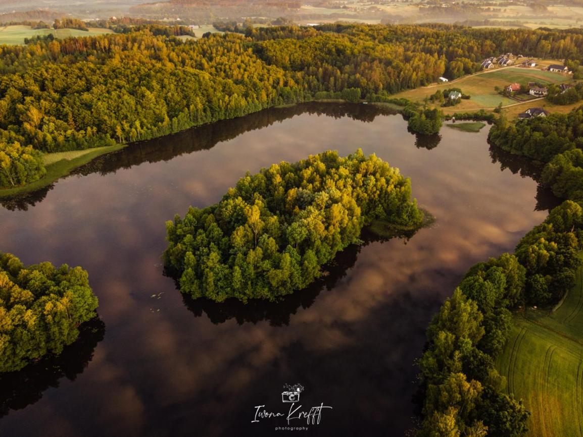 Osada Skoczkowo Komfortowe Domki Z Jacuzzi Nad Jeziorem- Sauna- Balia- Prywatny Staw Wedkarski Podiazy Kültér fotó