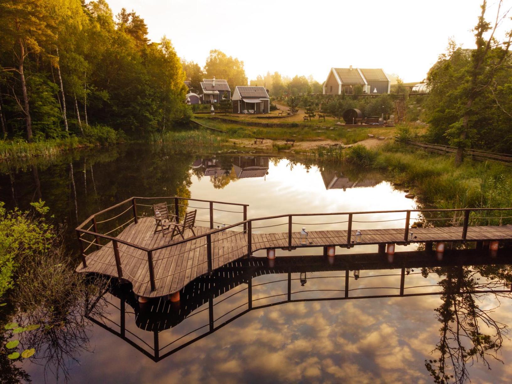 Osada Skoczkowo Komfortowe Domki Z Jacuzzi Nad Jeziorem- Sauna- Balia- Prywatny Staw Wedkarski Podiazy Kültér fotó